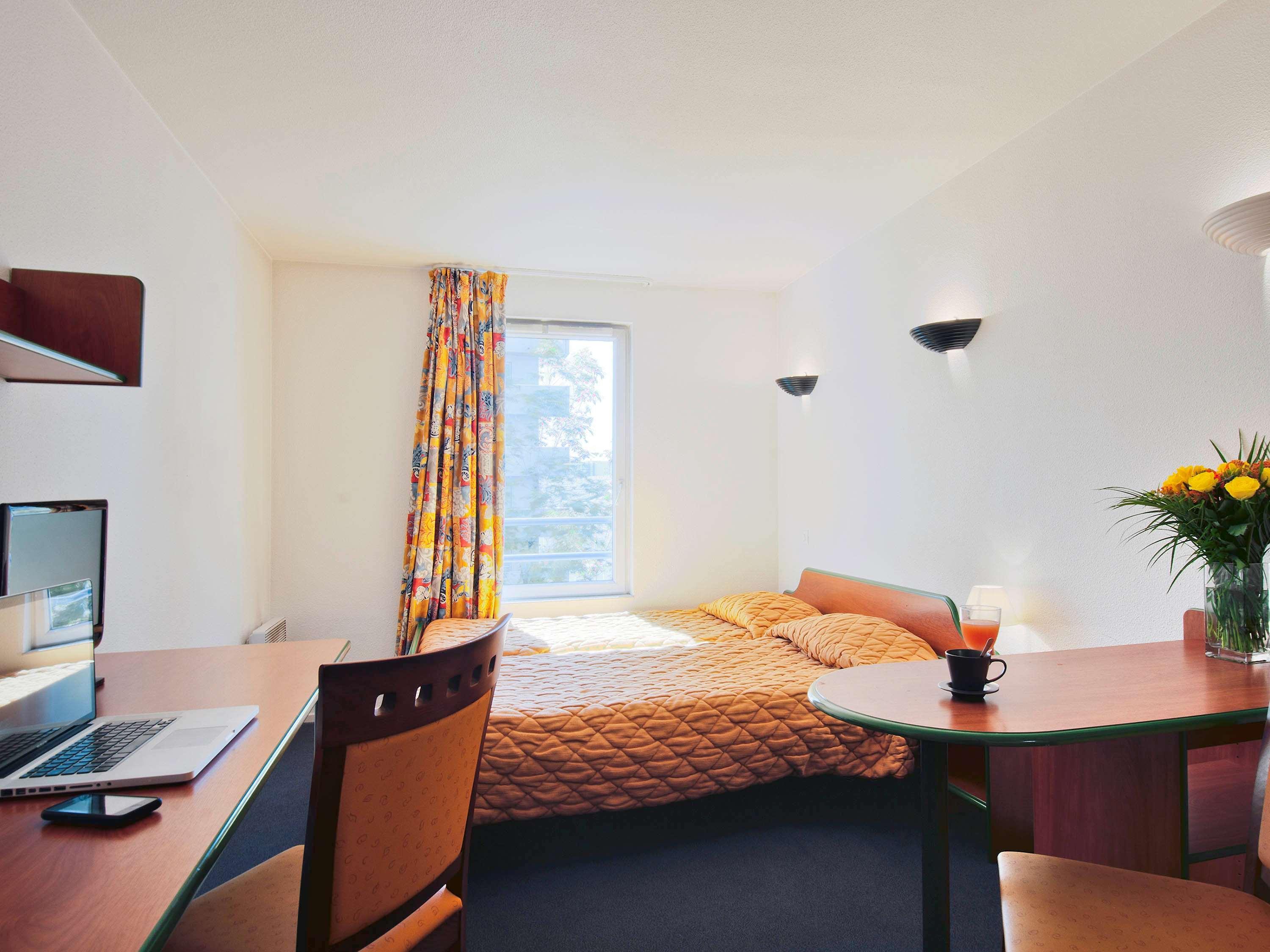 Aparthotel Adagio Access La Defense - Leonard De Vinci Courbevoie Dış mekan fotoğraf